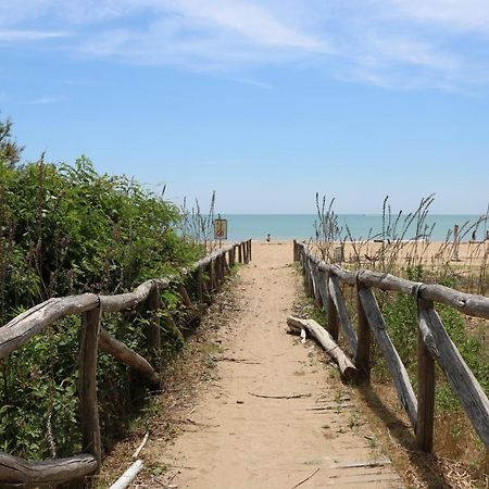 Condominio Zenith Bibione Esterno foto