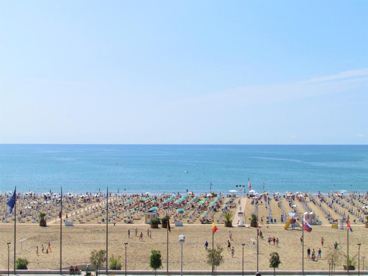 Condominio Zenith Bibione Esterno foto
